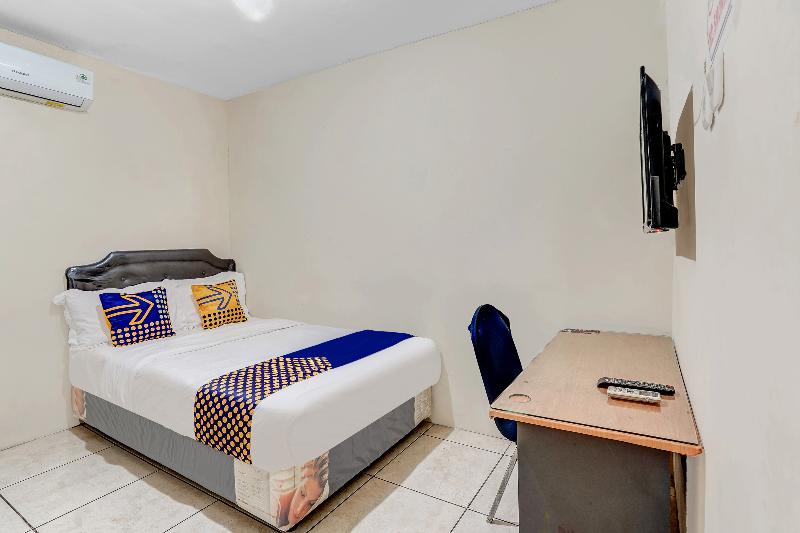سوئیت جونیور با تخت بزرگ, De Bonart Naples   Curio Collection By Hilton