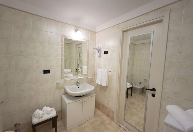 Номер Комфорт, Pugnochiuso Resort Hotel Del Faro