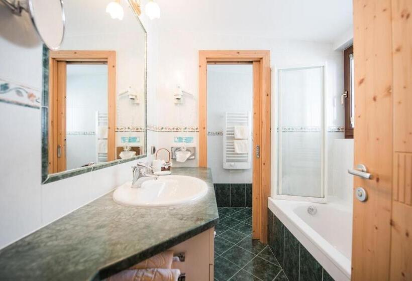 Номер Комфорт, Alpenwellnesshotel St. Veit