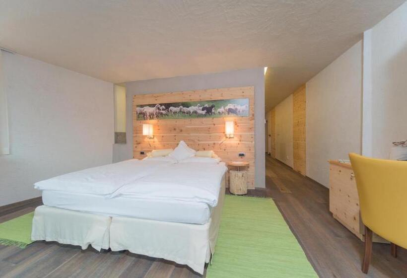 Семейный Номер, Alpenwellnesshotel St. Veit