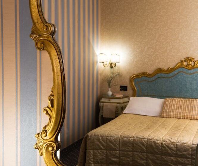 غرفة سوبيريور, Carlton on The Grand Canal