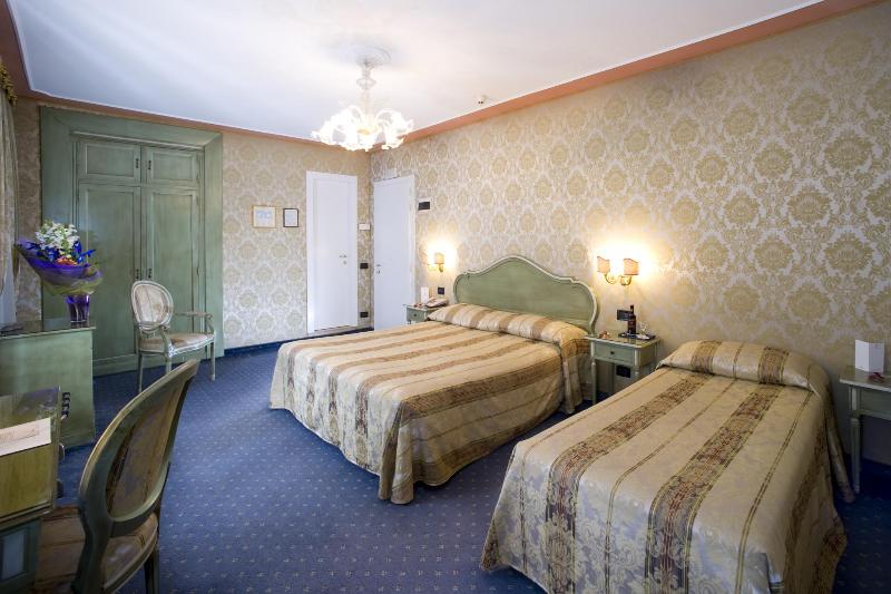 غرفة كلاسيكية ثلاثية, Carlton on The Grand Canal