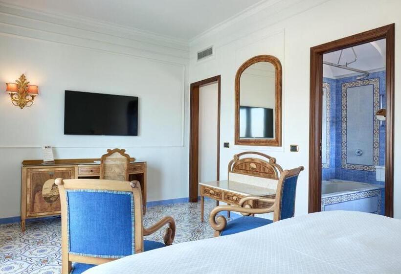 Номер Deluxe Вид на Море Боковой, Grand Hotel De La Ville