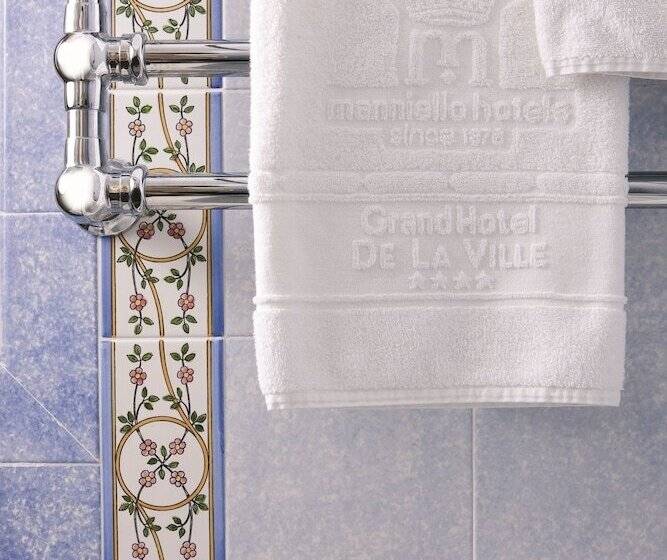 Номер Стандарт с Балконом, Grand Hotel De La Ville