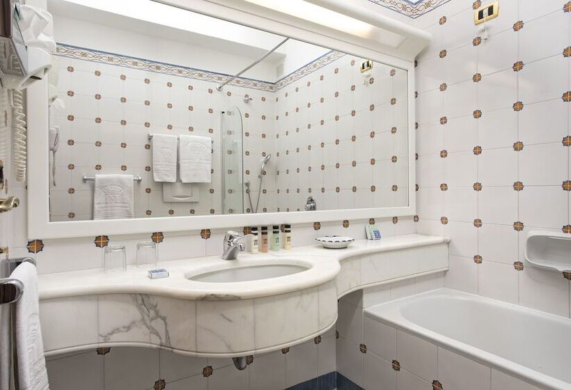 Номер Basic, Grand Hotel De La Ville