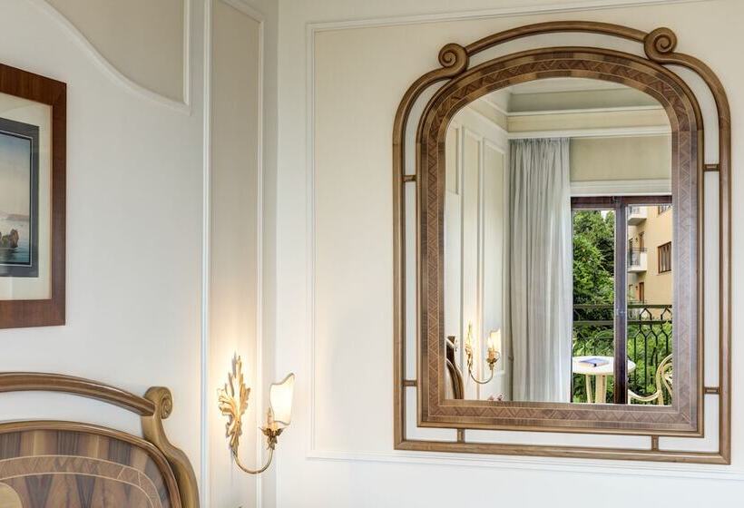 Habitación Estándar Individual con Balcón, Grand Hotel De La Ville