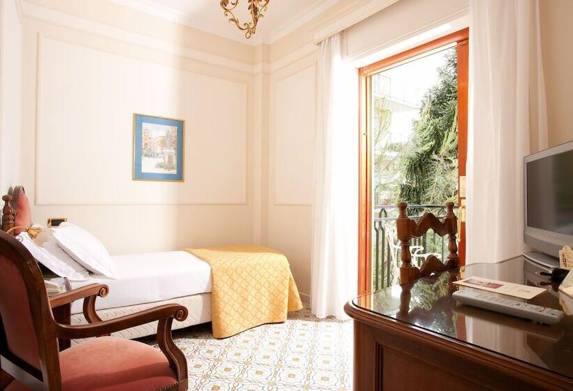 Номер Стандарт Индивидуальный с Балконом, Grand Hotel De La Ville