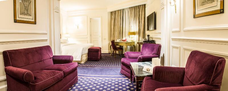 سوییت جونیور, Grand Hotel Sitea