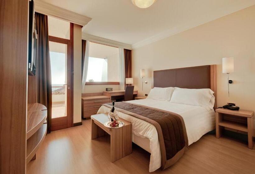 Полулюкс, Nyala Suite Hotel Sanremo