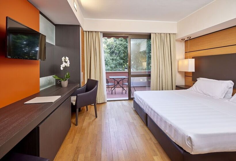 Номер Стандарт Вид на Сад, Park Hotel I Lecci