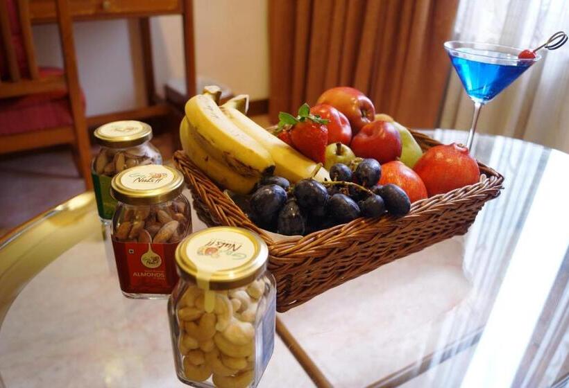 Президентский Люкс, Ambassador Ajanta Hotel, Aurangabad