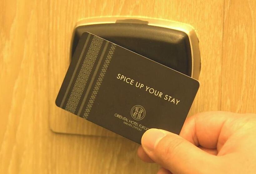 اتاق استاندارد با بالکن, Oriental Hotel Fukuoka Hakata Station