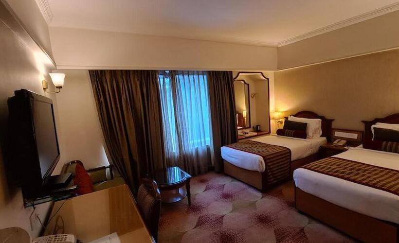 اتاق لوکس, Pride Hotel Pune