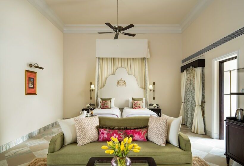 Номер Deluxe, Taj Usha Kiran Palace, Gwalior