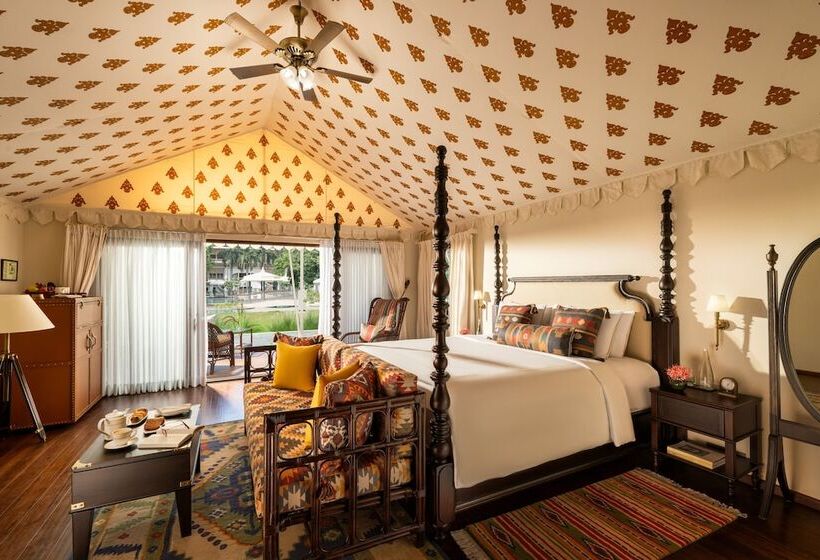 Номер Deluxe, Taj Usha Kiran Palace, Gwalior