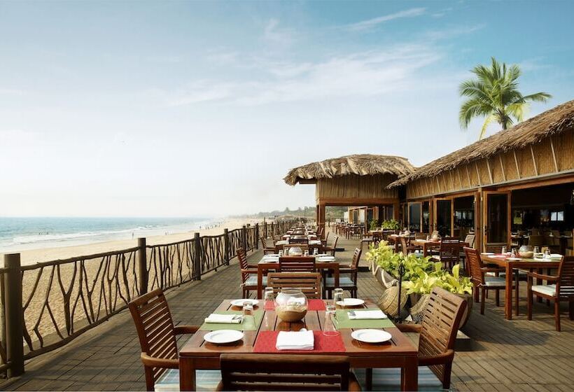 Номер Superior Вид на Сад, Taj Holiday Village Resort & Spa, Goa