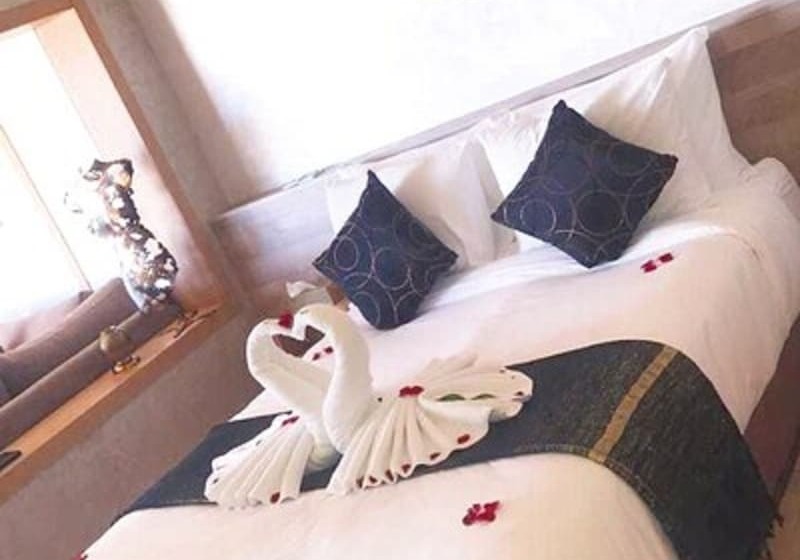 Номер Стандарт Вид на Бассейн, Mabrouk Hotel And Suites  Adult Only