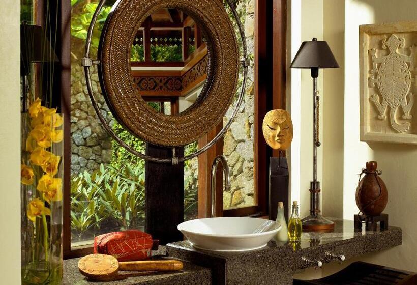 Апартаменты 3 Спальни, Pangkor Laut Resort