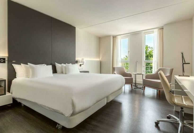 带观景的高级间, NH Collection Amsterdam Barbizon Palace