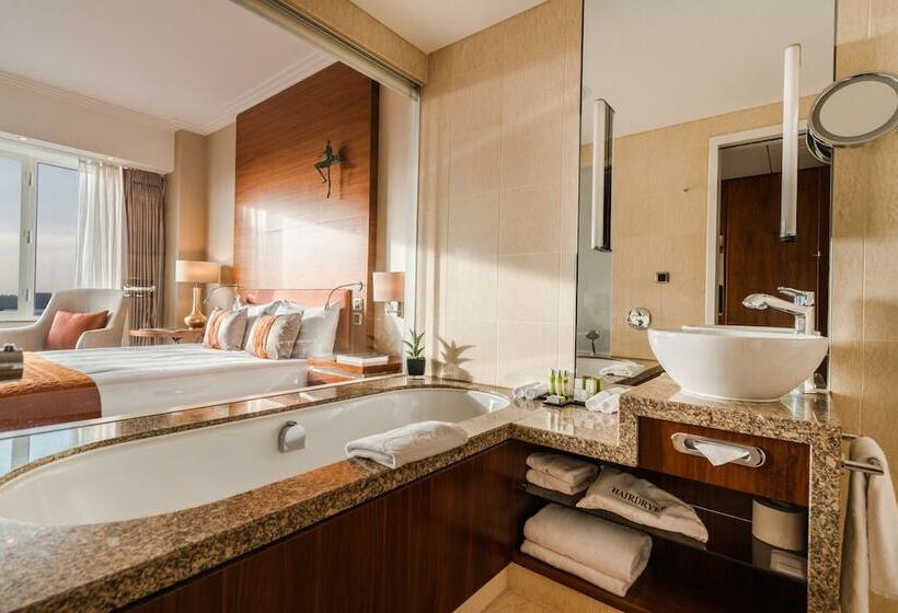 Family Room, Okura Amsterdam – The Leading Hotels Of The World