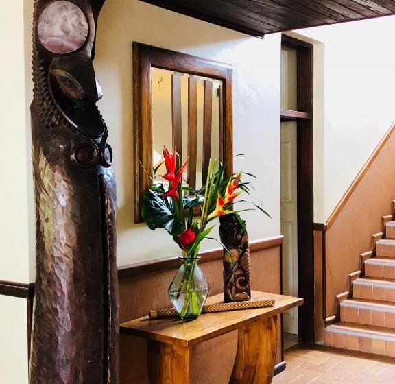 Habitación Estándar, Santo Vanuatu
