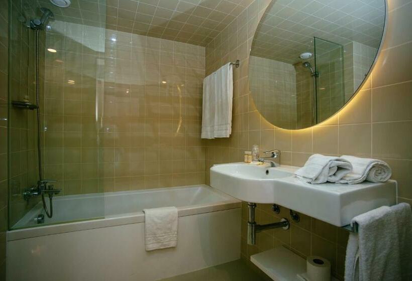 Family Suite, Axis Vermar Conference & Beach