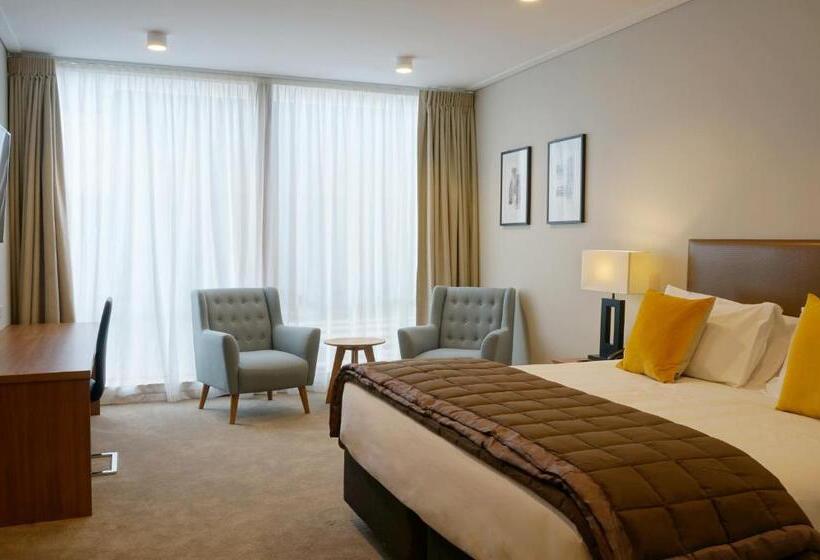 Апартаменты Superior 2 Спальни, The Victoria Hotel Dunedin
