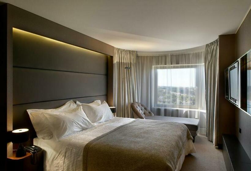 阁楼房, Porto Palácio Hotel By The Editory