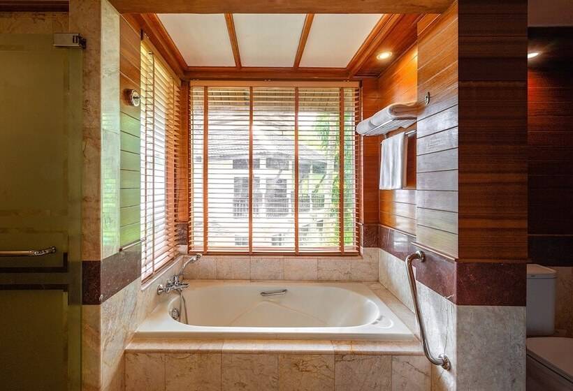 스탠다드 테라스 룸 바다 전망, Thavorn Beach Village Resort & Spa Phuket