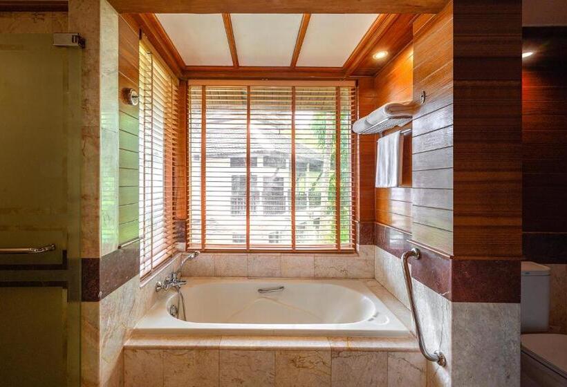 스탠다드 테라스 룸 바다 전망, Thavorn Beach Village Resort & Spa Phuket