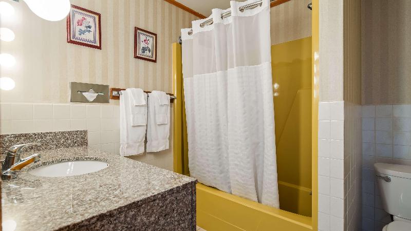 Люкс Кровать Кинг, Best Western Adirondack Inn