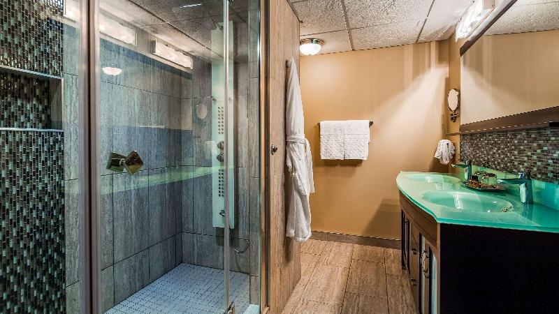 اتاق لوکس, Days Inn By Wyndham Anaheim West