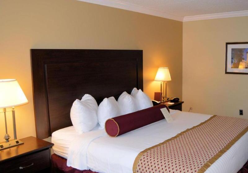 스탠다드 룸 킹사이즈 침대, Best Western Plus Wilkes Barre Center City