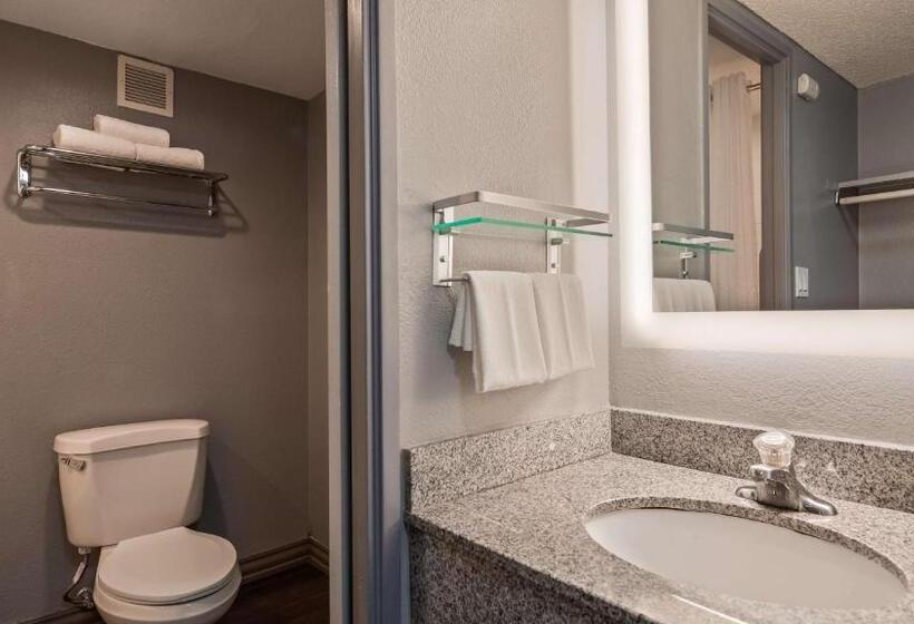 اتاق استاندارد با چشم‌انداز شهر, Best Western Yacht Harbor