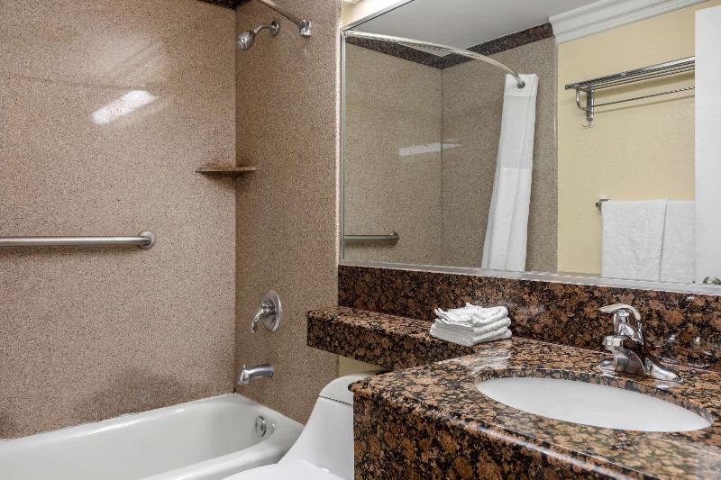 Стандартный Номер Кровать Кинг, Quality Inn Lomita Los Angeles South Bay