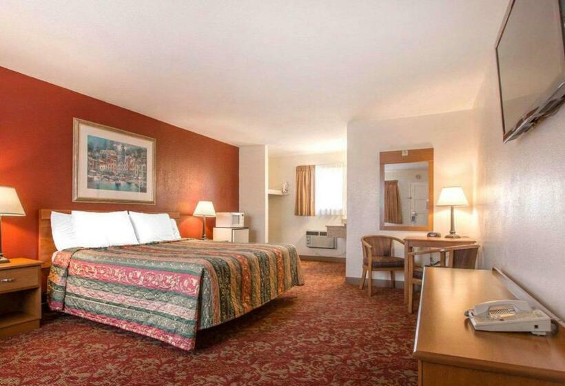 스탠다드 룸, Rodeway Inn Fallbrook Downtown