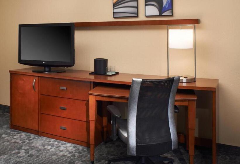 اتاق استاندارد, Courtyard By Marriott Detroit Warren