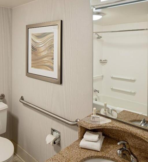 Стандартный Номер Кровать Кинг, Courtyard Cincinnati Blue Ash