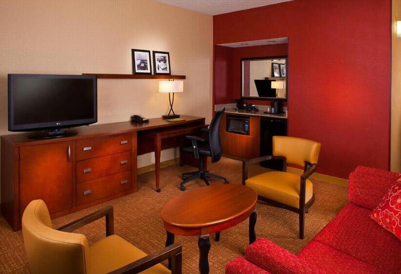 스위트 킹사이즈 침대, Courtyard By Marriott Little Rock West