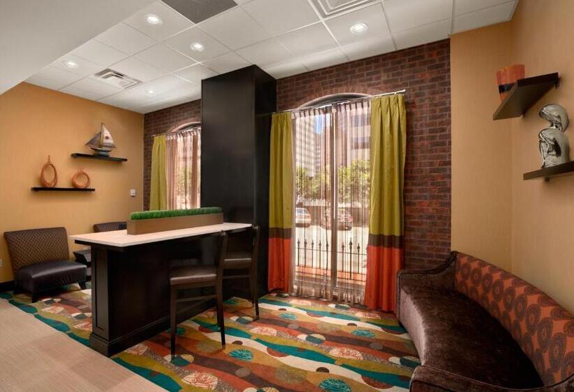 スタンダードルーム, Days Inn By Wyndham Baltimore Inner Harbor