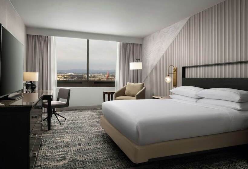 Chambre Deluxe, Fera Anaheim, A Doubletree By Hilton