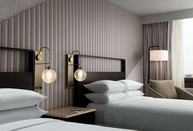 Chambre Premium, Fera Anaheim, A Doubletree By Hilton