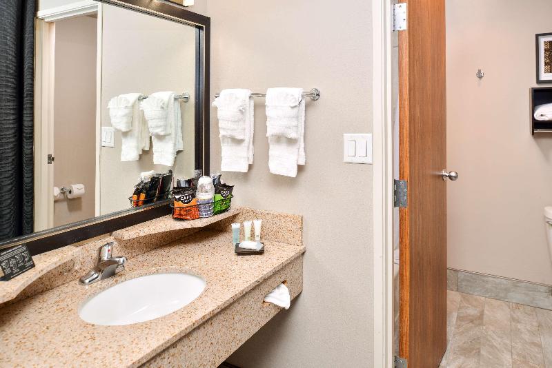 장애인을 위한 스탠다드 룸, Holiday Inn Express Branford New Haven, An Ihg