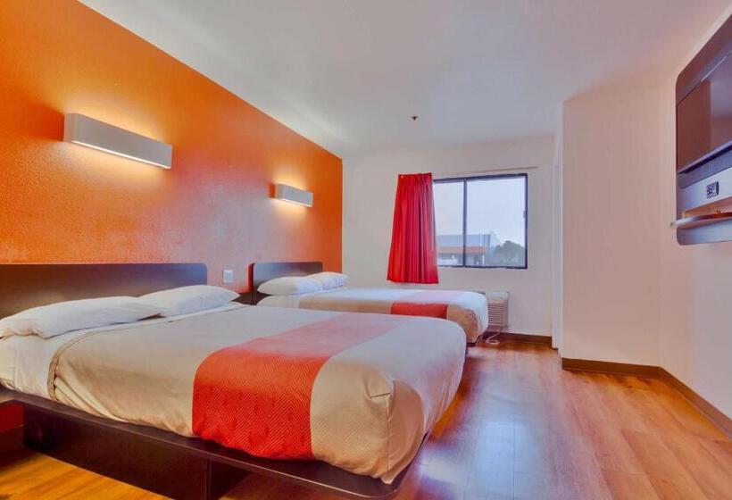 Chambre Quadruple Deluxe, Motel 6 Dallas  Fair Park