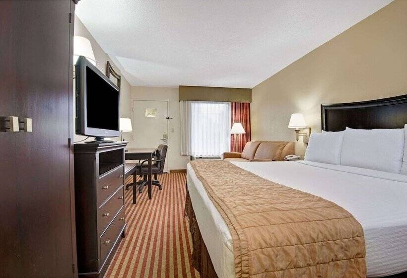 Номер Стандарт Адаптированный для Инвалидов, Baymont By Wyndham Nashville Airport
