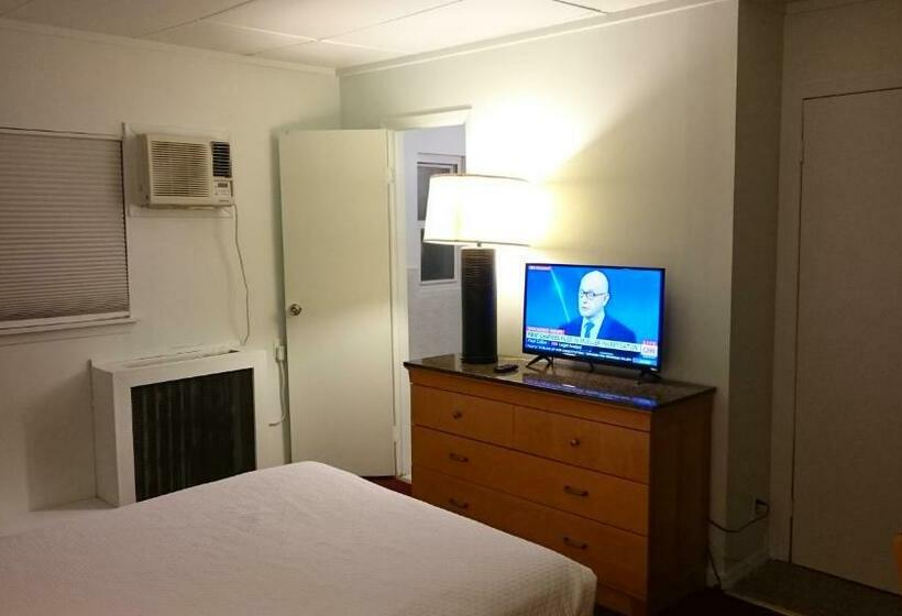 Номер Стандарт, Greenview Inn Riverhead