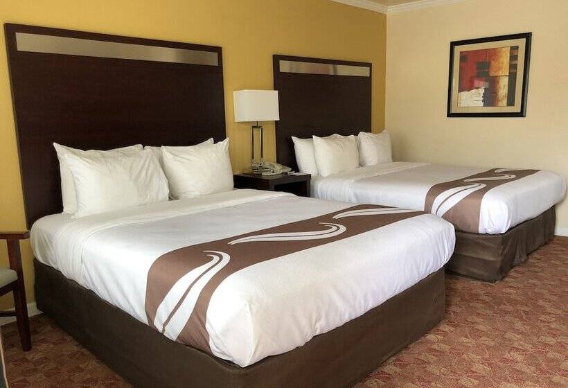 Номер Стандарт, Quality Inn Ukiah