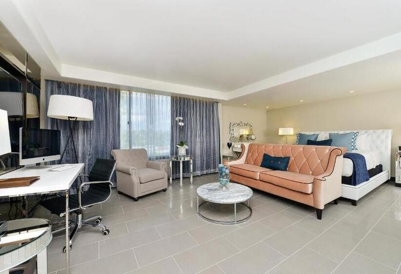 Люкс Кровать Кинг, Voco Laguna Hills