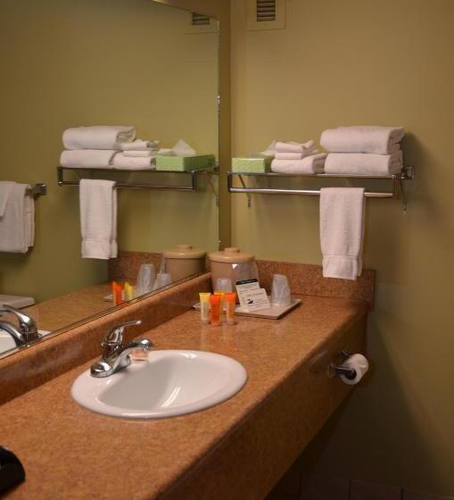 Четырехместный Номер Стандарт, Tawas Bay Beach Resort & Conference Center