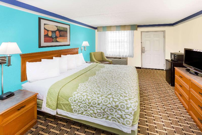 스탠다드 룸 킹사이즈 침대, Days Inn By Wyndham Little Rock/medical Center